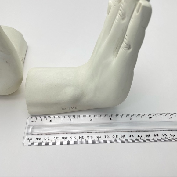 Tms Hands Sculpture Praying Bookends - Picture 8 of 16